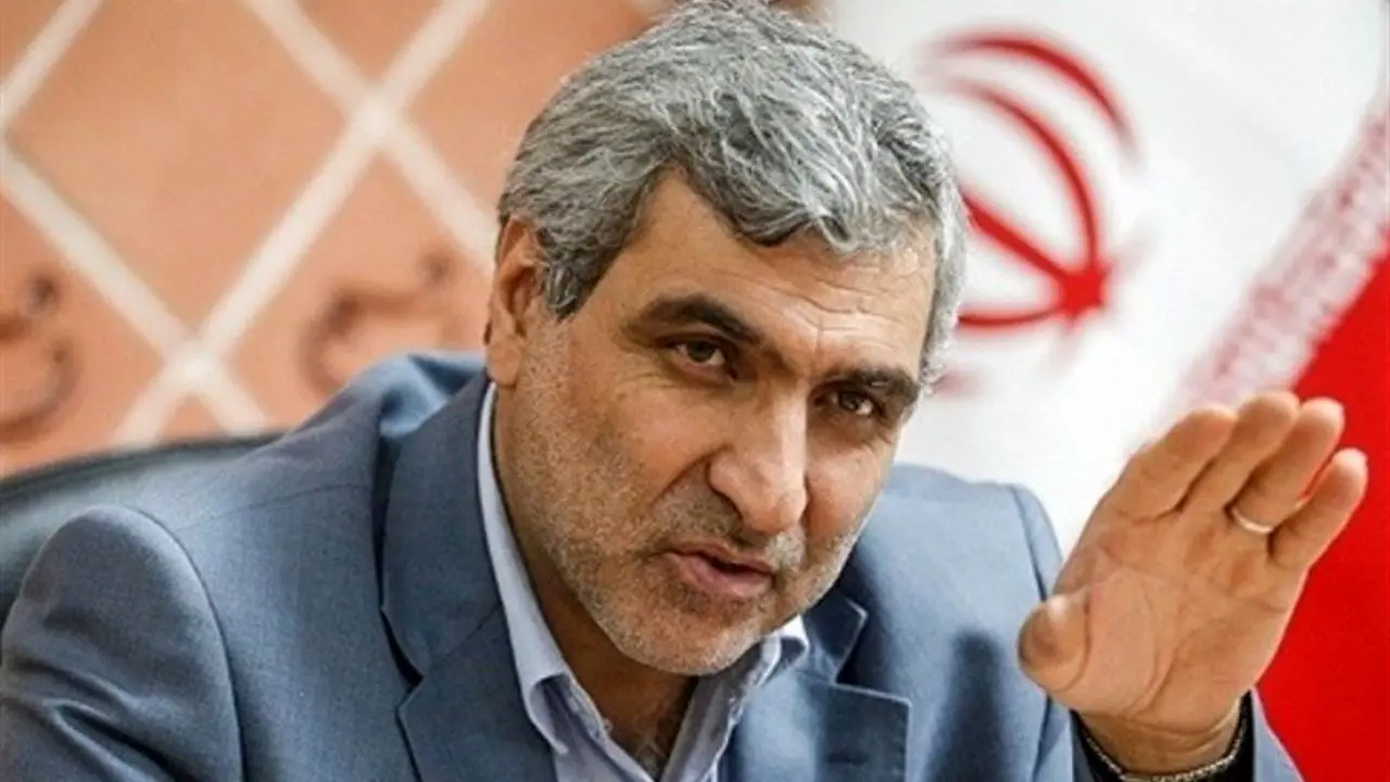 ایجاد پالایشگاه در کشورهای همسایه موجب رفع مشکلات صادرات نفت می‌شد