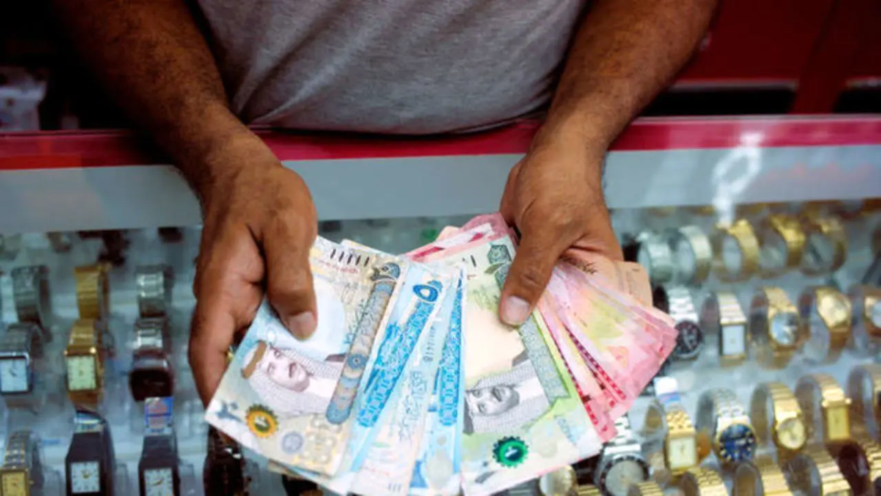 عربستان، کویت و امارات 10 میلیارد دلار به اقتصاد بحرین کمک می‌کنند