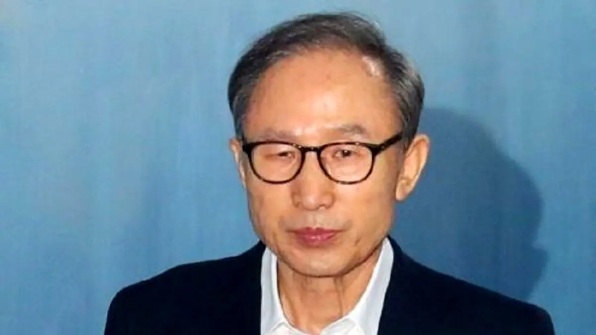 رئیس‌جمهوری پیشین کره جنوبی به 15 سال حبس محکوم شد