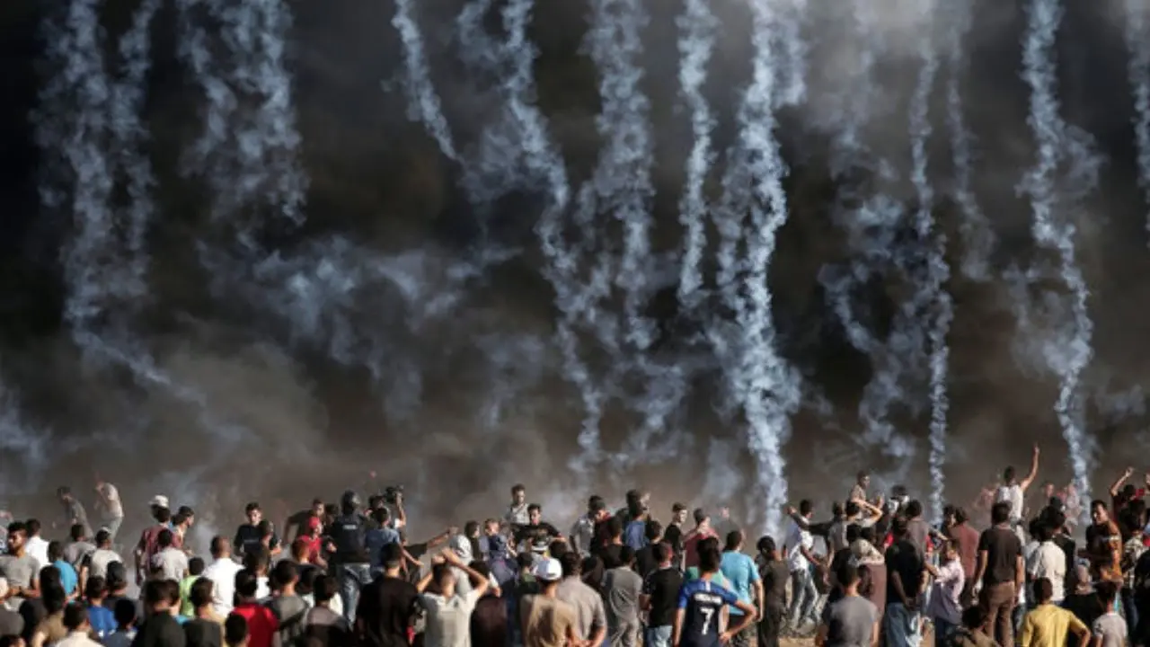 حمله جنگنده رژیم صهیونیستی به تظاهرات‌کنندگان فلسطینی در غزه