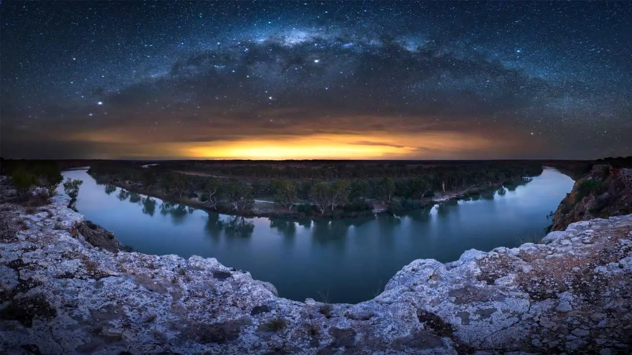 عکس روز بینگ، سراسرنمایی از کهکشان راه شیری