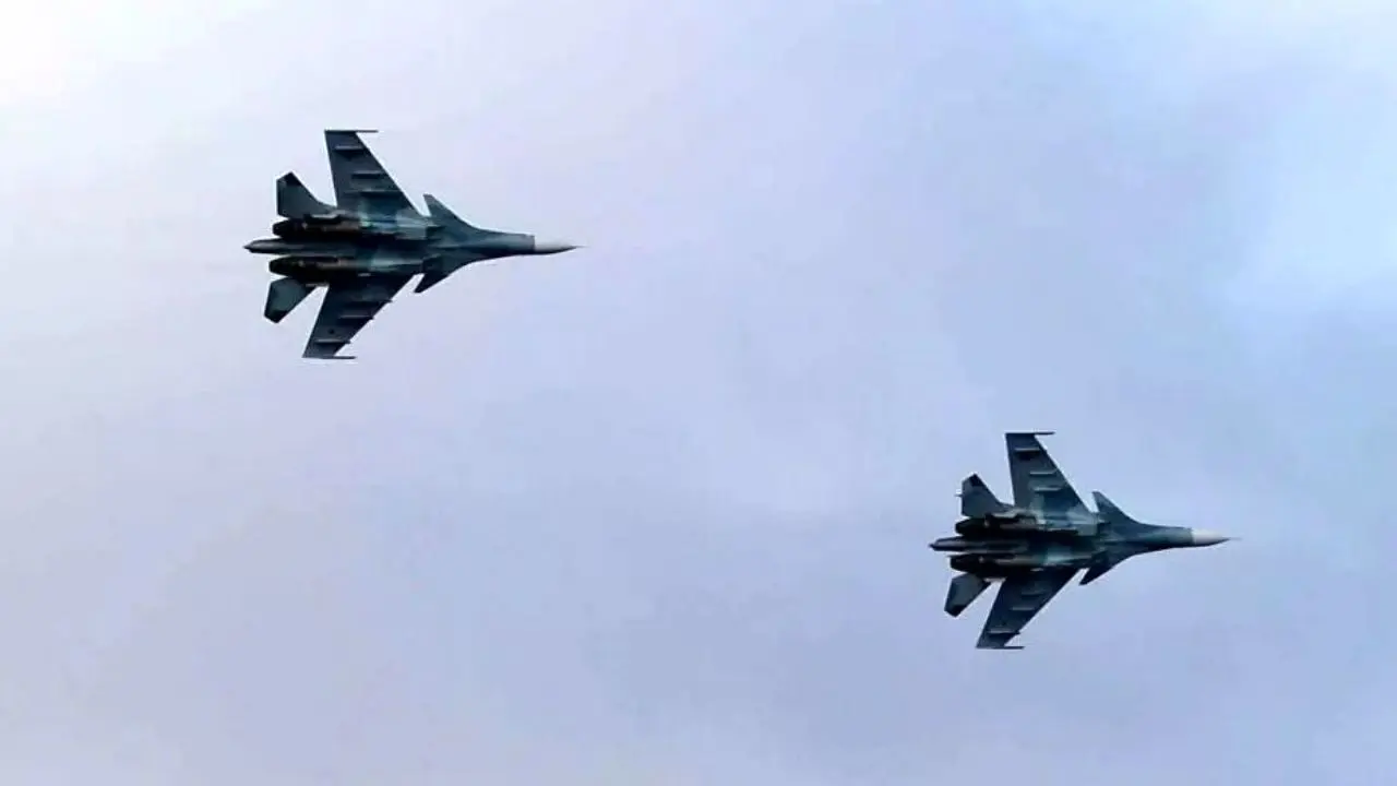 قدرت نمایی هوایی روسیه در برابر رزمایش ناتو