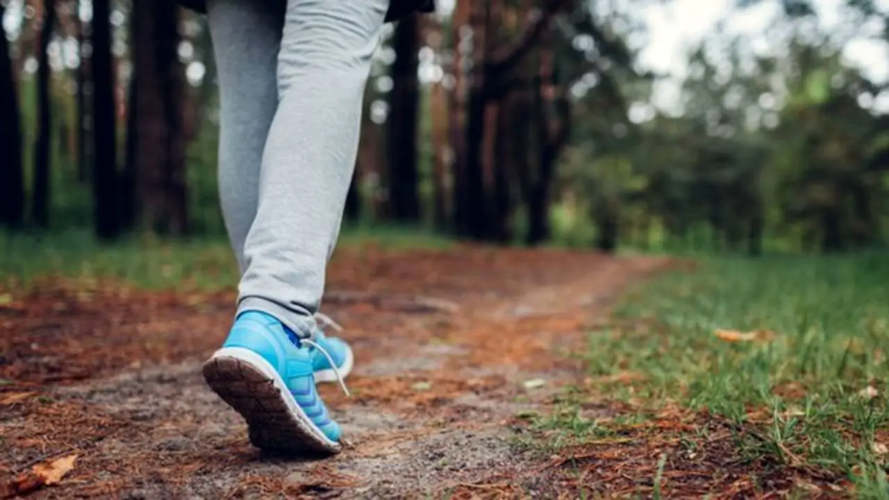تاثیر پیاده‌روی بر کاهش احتمال مرگ ناشی از کمبود خواب