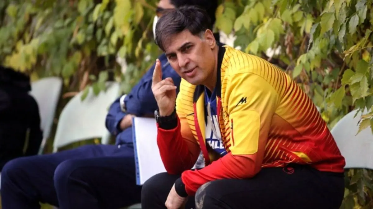 غوغا سالاری خواسته فوتبال ایران است/ دلیلی ندارد نکونام جدا شود