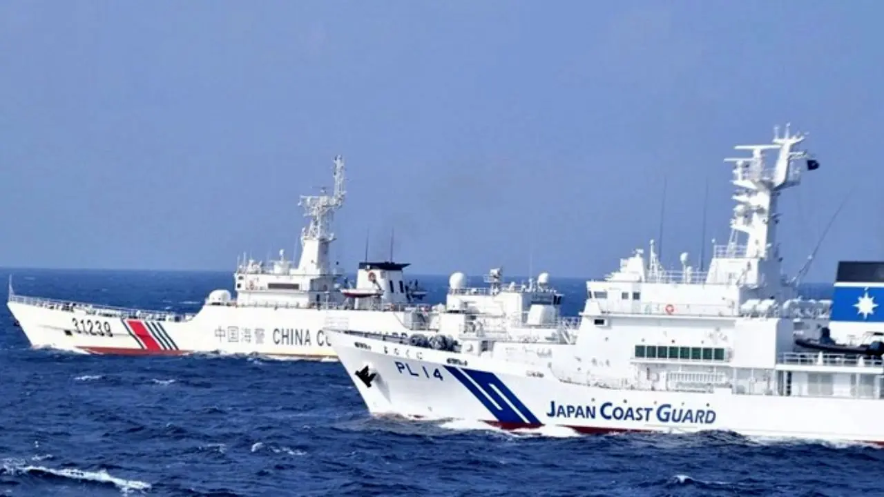 گشت‌زنی کشتی‌های چین در آب‌های مورد مناقشه‌ با ژاپن