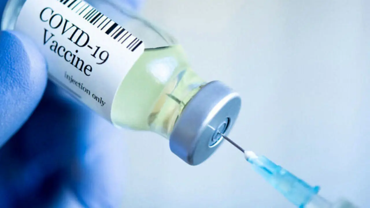 ورود 444هزار دُز دیگر واکسن کرونا به کشور/ ادامه برنامه واردات واکسن توسط هلال احمر