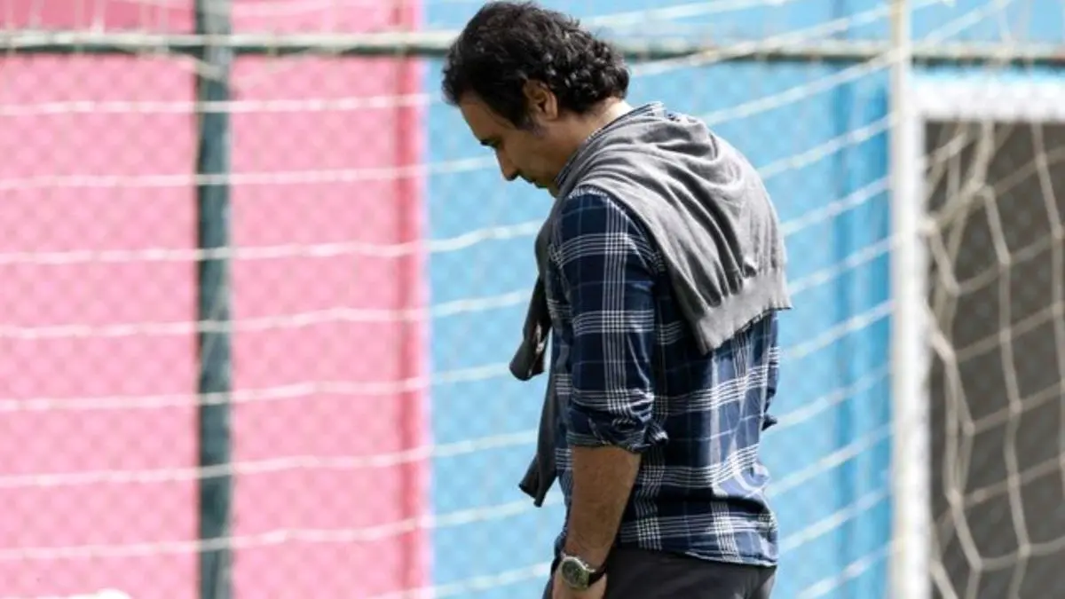 اشتباهات سریالی فدراسیون فوتبال درباره مذاکره با مهدوی‌کیا