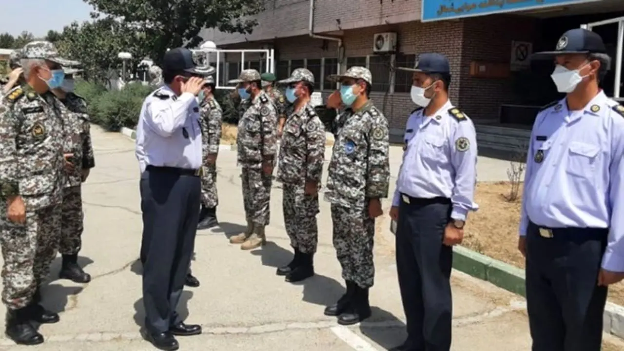 فرمانده نیروی پدافند هوایی ارتش از منطقه پدافندی تهران بازدید کرد