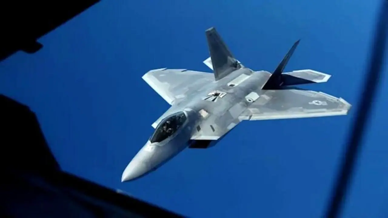 آمریکا در پیامی به چین، جنگنده‌های اف 22 خود را به اقیانوس آرام اعزام می‌کند
