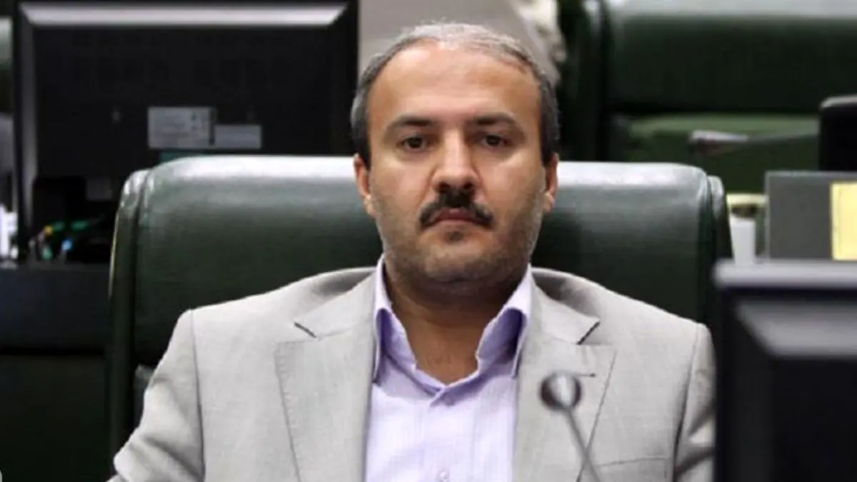 جریان اصلاحات باید مواضع‌اش را شفاف‌تر بیان کند / در دولت دوم روحانی نقش واعظی برجسته شد