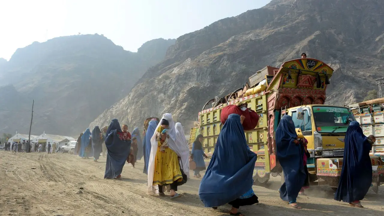 ایران و پاکستان، مقاصد اصلی پناهندگان افغان
