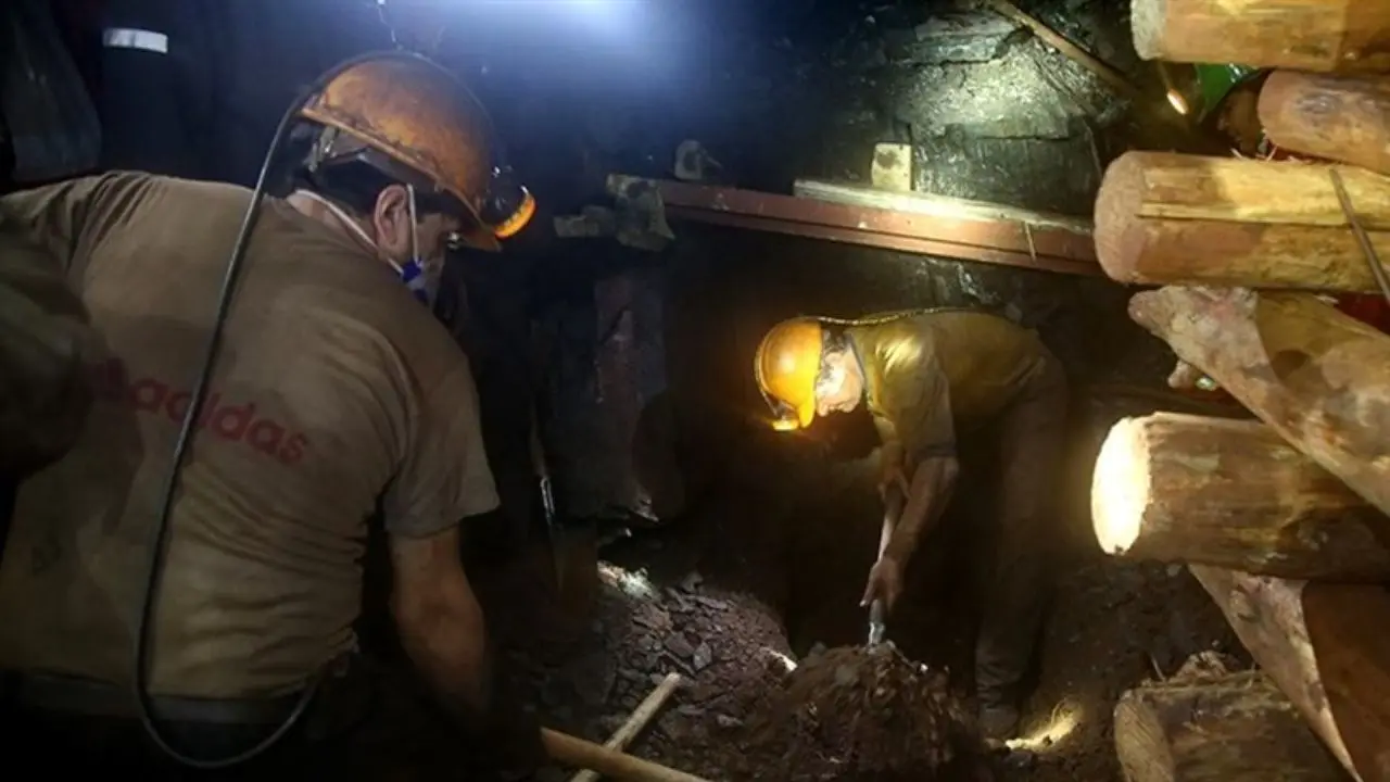 معدن کلاریز دامغان ریزش کرد؛ یک کارگر جان خود را از دست داد