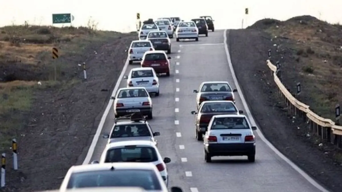 ترافیک سنگین در برخی مقاطع هراز/تردد خودرو در شبانه‌روز‌ گذشته 8 درصد بیشتر شد
