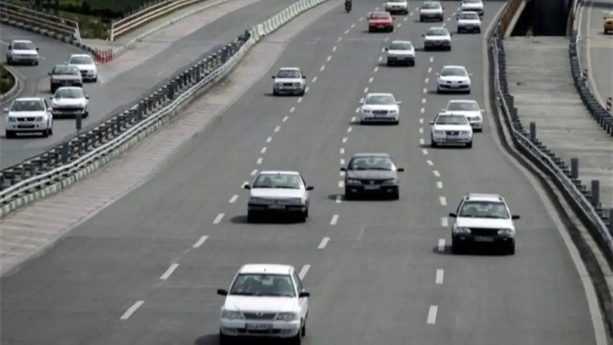 تردد بین استانی یک میلیون و 867 هزار وسیله نقلیه در شبانه روز گذشته/ ترافیک سنگین در محور کرج - قزوین