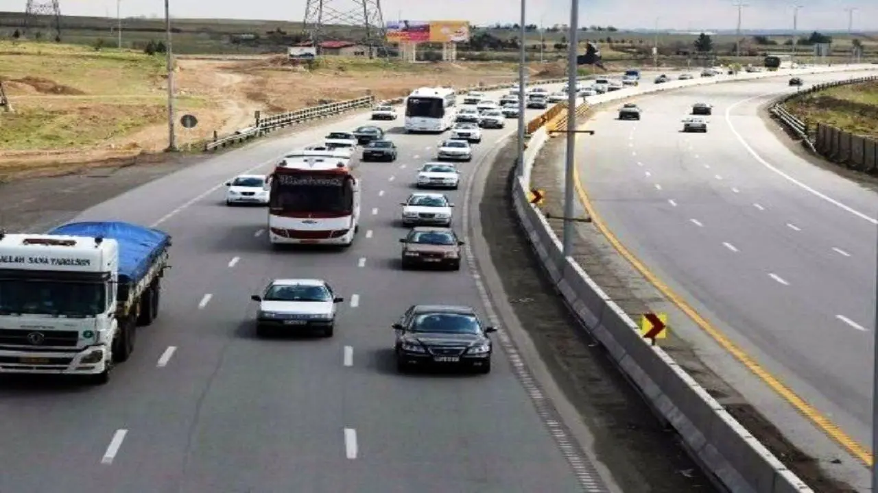 ترافیک چهارشنبه در اکثر معابر شهر تهران سنگین است
