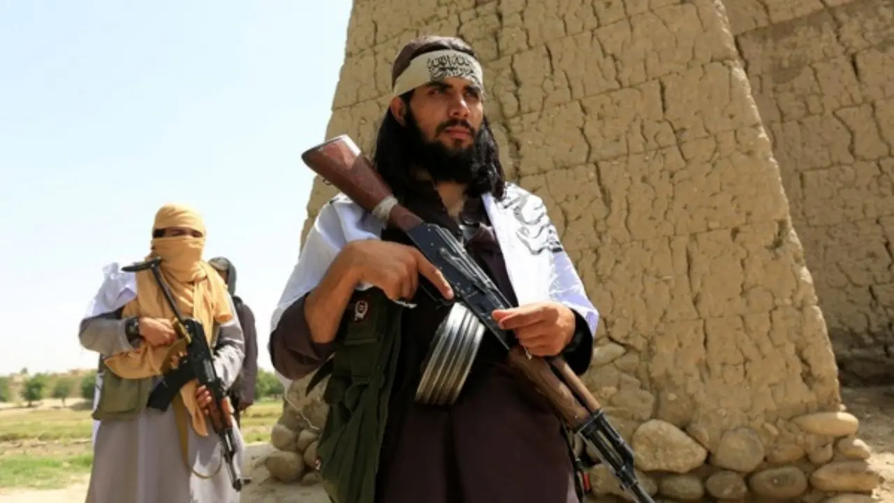 واکنش طالبان به حملات هوایی آمریکا: بی‌تفاوت نمی‌مانیم