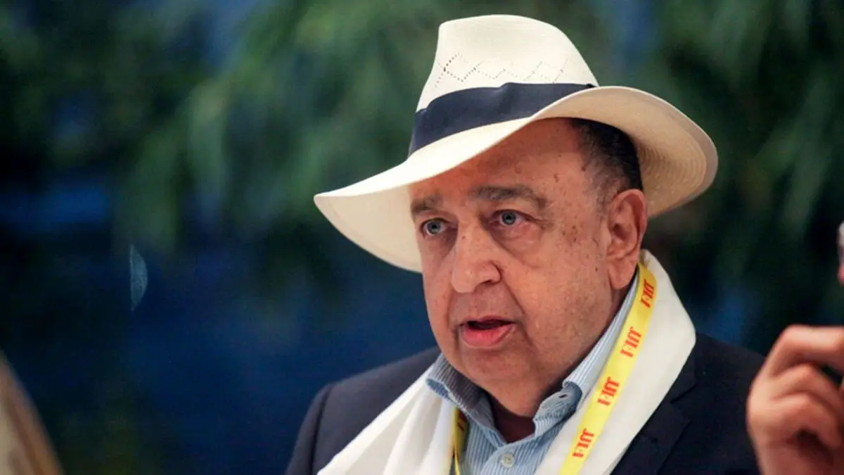 انتقاد بهمن فرمان آرا از کسانی که برای فیلم اصغر فرهادی بعد از موفقیت او دستورالعمل صادر می‌کنند/ اگر هر کسی کار خودش را بکند و به دیگران کاری نداشته باشد، بهتر است