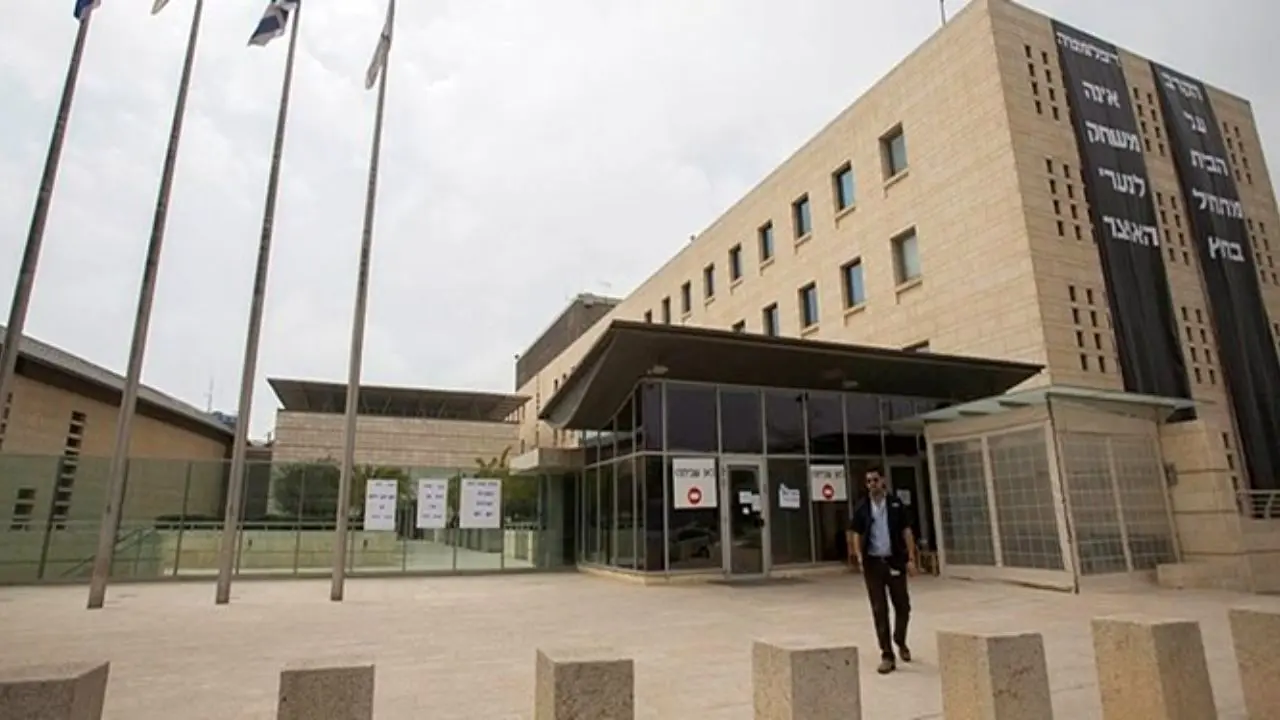 ادعای جدید رسانه‌های اسرائیل / کارمند وزارت خارجه اسرائیل به اتهام جاسوسی و سفر به ایران بازداشت شد