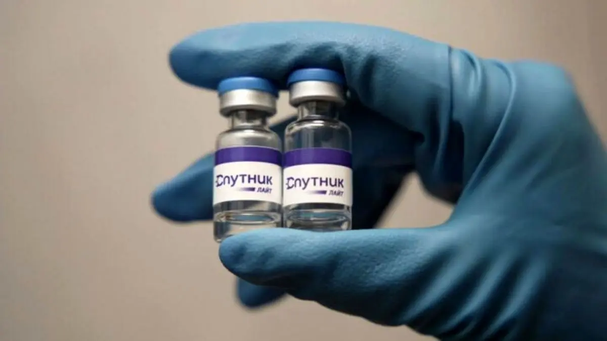 آزمایش ترکیب واکسن های اسپوتنیک لایت و استرازنکا در روسیه آغاز شد