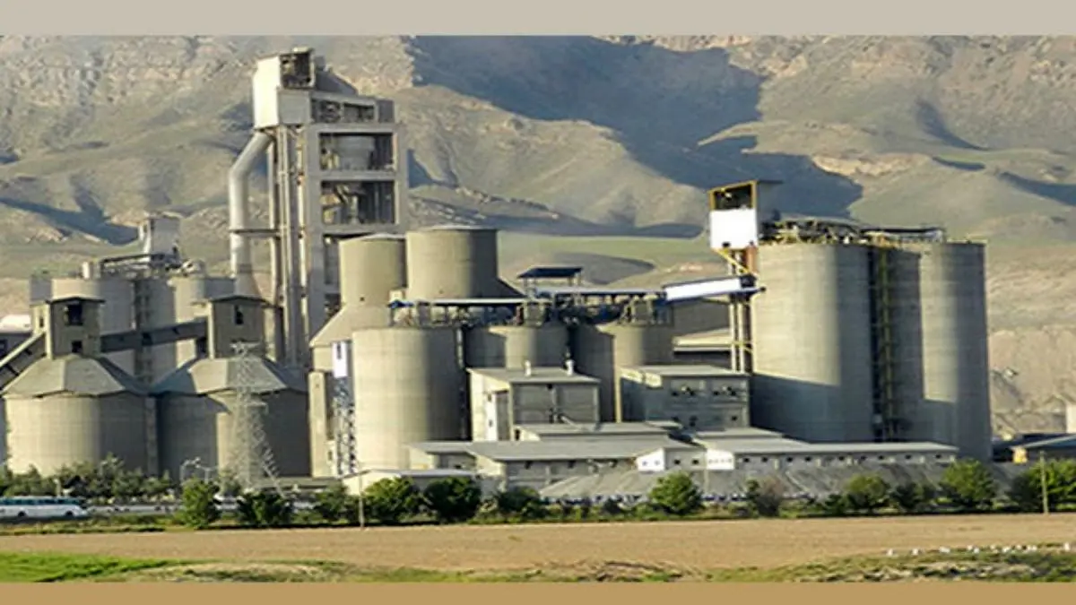 رفع محدودیت برقی برای 36 کارخانه سیمان قرار گرفت