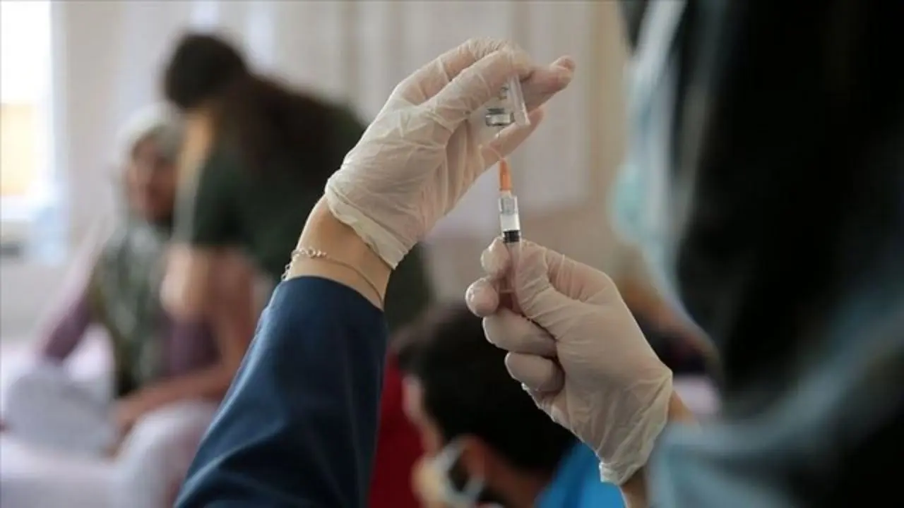تحویل 120 هزار دوز واکسن مشترک ایران و کوبا به وزارت بهداشت/ واکسن پاستو کووک وارد واکسیناسیون عمومی می‌شود