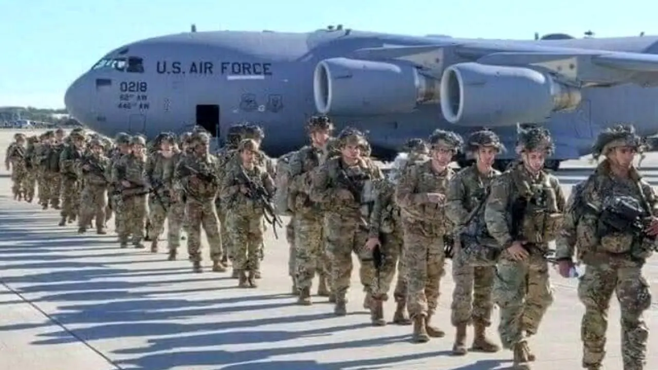 نخستین گروه نظامیان آمریکا شب گذشته وارد فرودگاه کابل شدند