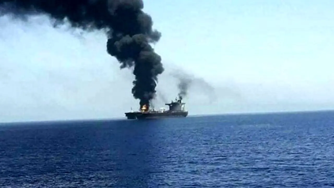 کشتی اسرائیلی احتمالا با حمله پهپادی هدف گرفته؛ ایران مظنون اصلی است / تل آویو: پاسخ می‌دهیم