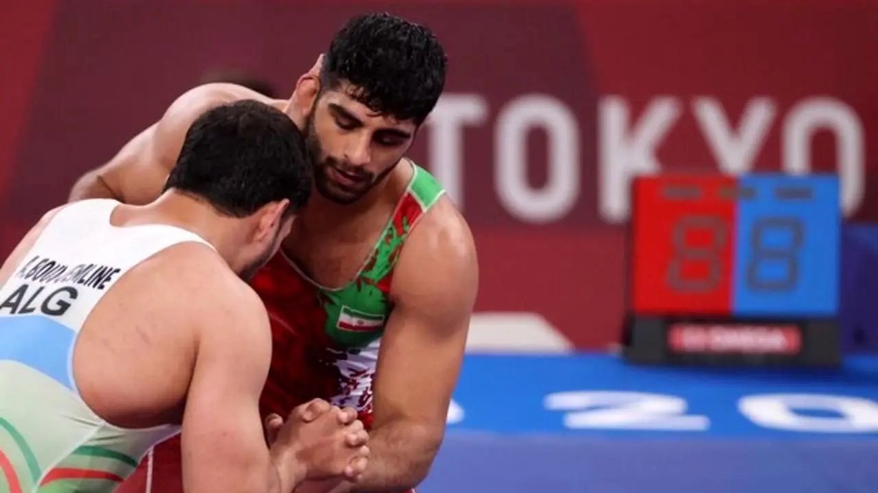 المپیک 2020| شکست ساروی مقابل الکسانیان/ کشتی فرنگی ایران همچنان در حسرت فینال