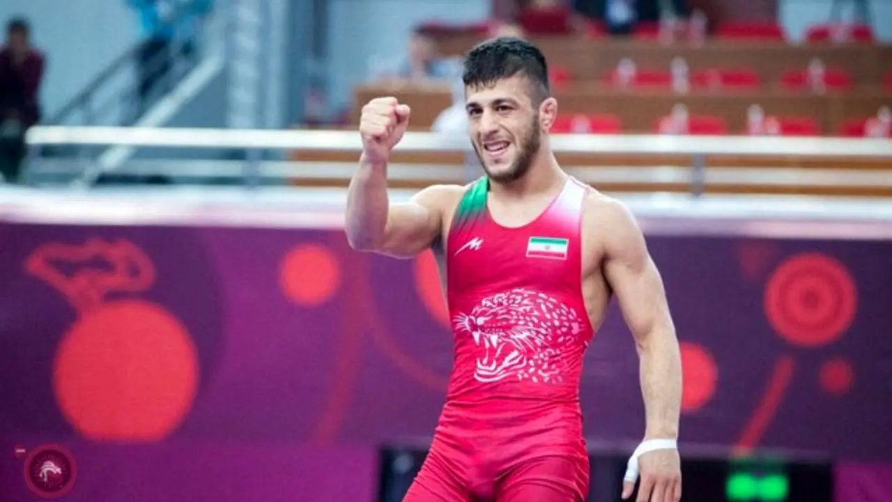 المپیک 2020| پیروزی رضا اطری مقابل نایب قهرمان جهان/ کشتی آزاد با دو پیروزی کار خود را آغاز کرد