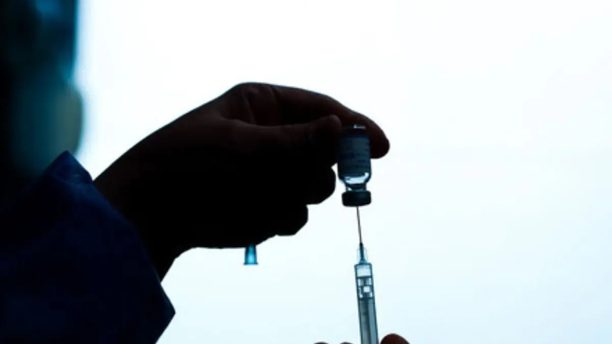 توصیه های پزشکان بعد از تزریق واکسن کرونا؛ بعد از واکسیناسیون به زندگی عادی خود برگردید