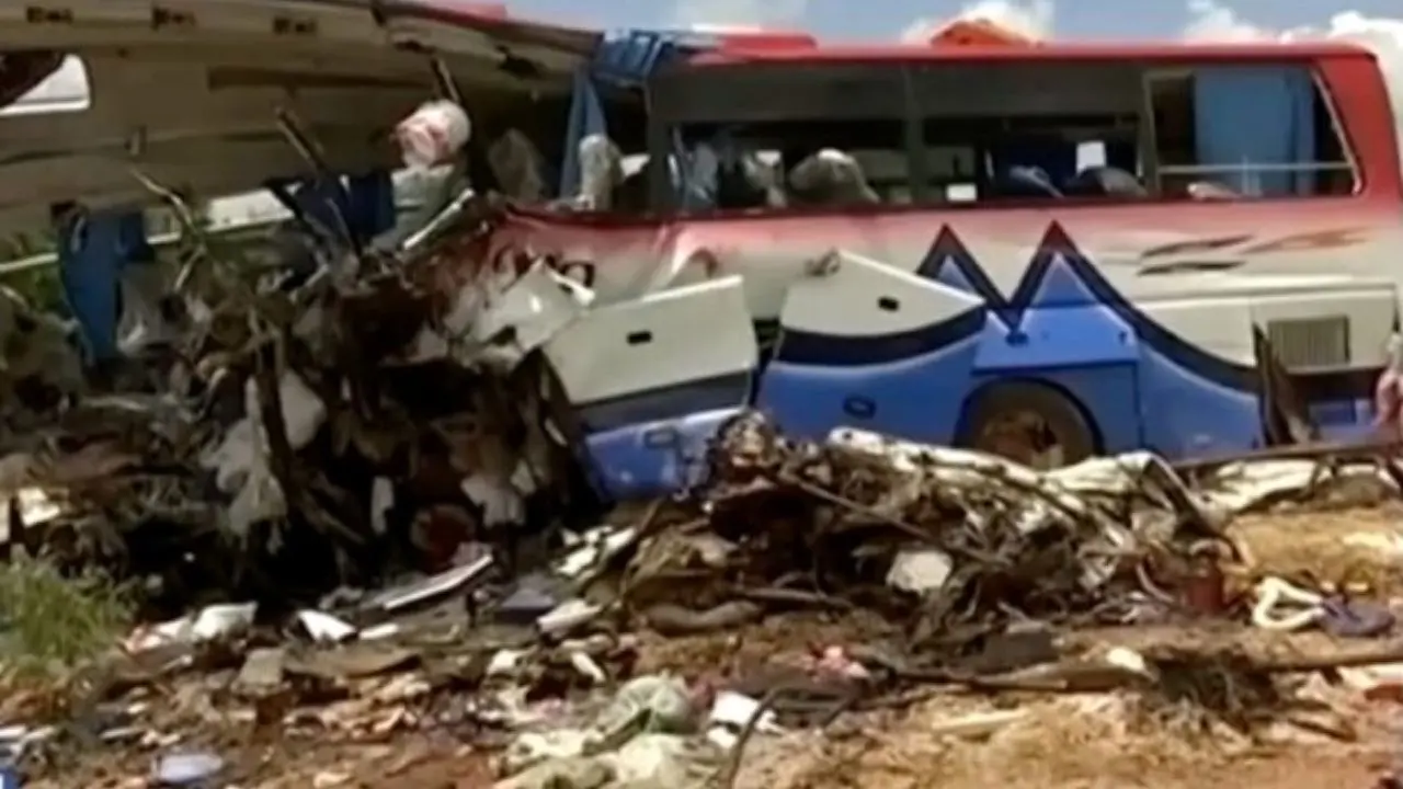 41 کشته در حادثه برخورد کامیون با اتوبوس در مالی