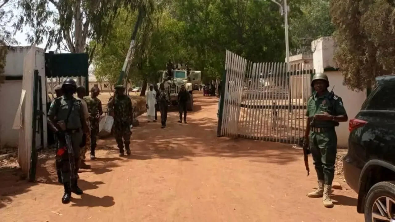 افراد مسلح بیش از 100 دانش‌آموز را در نیجریه ربودند