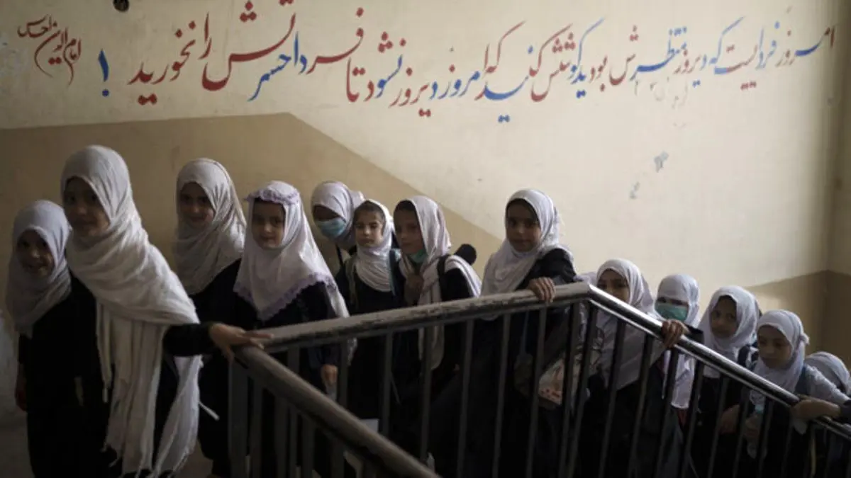 دختران افغان بعد از امن شدن اوضاع به مدرسه می‌روند