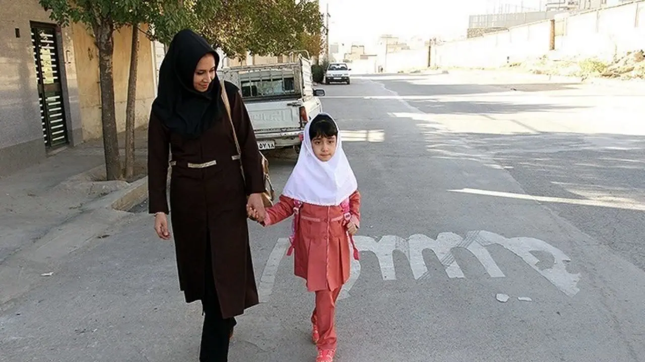 سیاست دولت، بازگشایی آرام مدارس از نیمه دوم آبان است