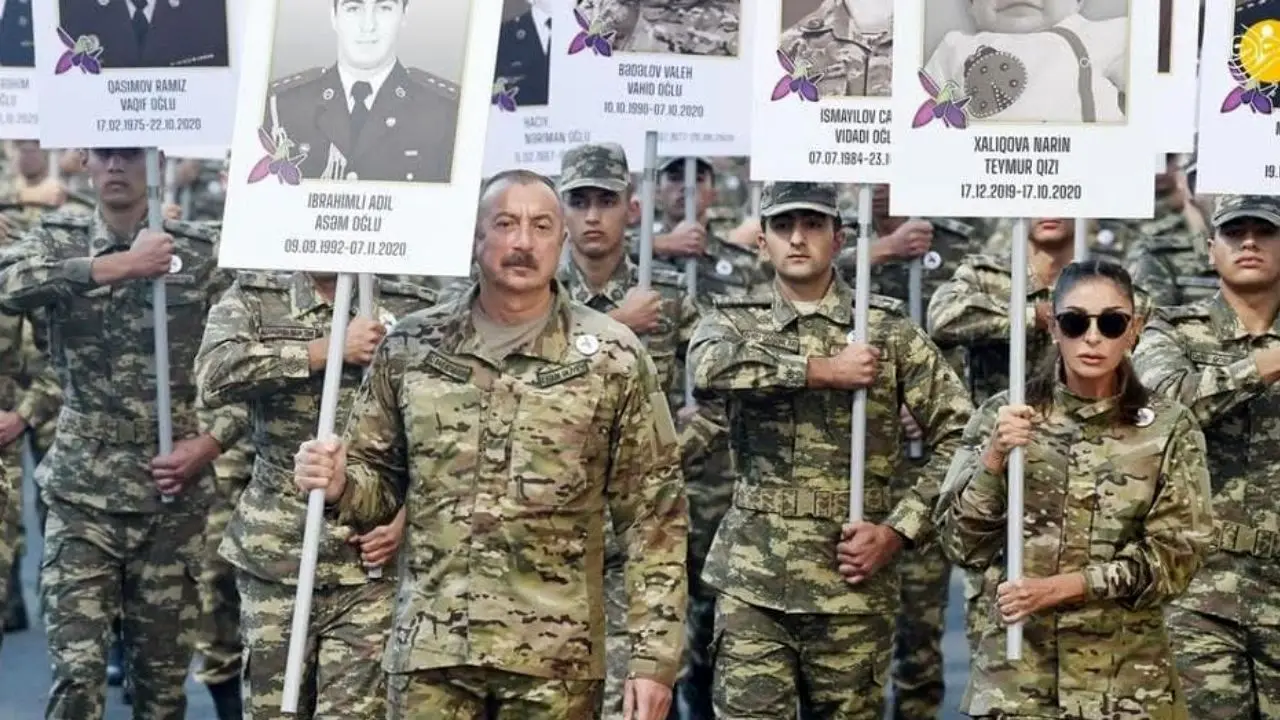عکس| رئیس‌جمهور آذربایجان و همسرش در لباس جنگی