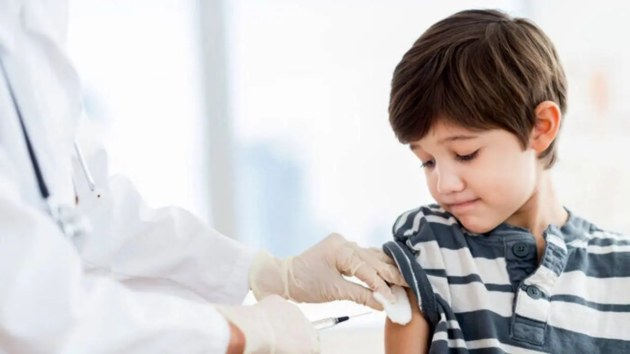 تزریق واکسن‌های سینوفارم و پاستوکووک بهترین انتخاب برای افراد زیر 18 است