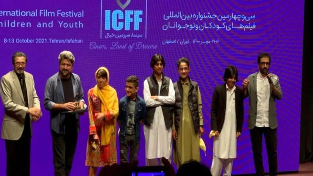 جایزه بهترین کارگردانی فیلم کودک به حسین ریگی از سیستان و بلوچستان تعلق گرفت