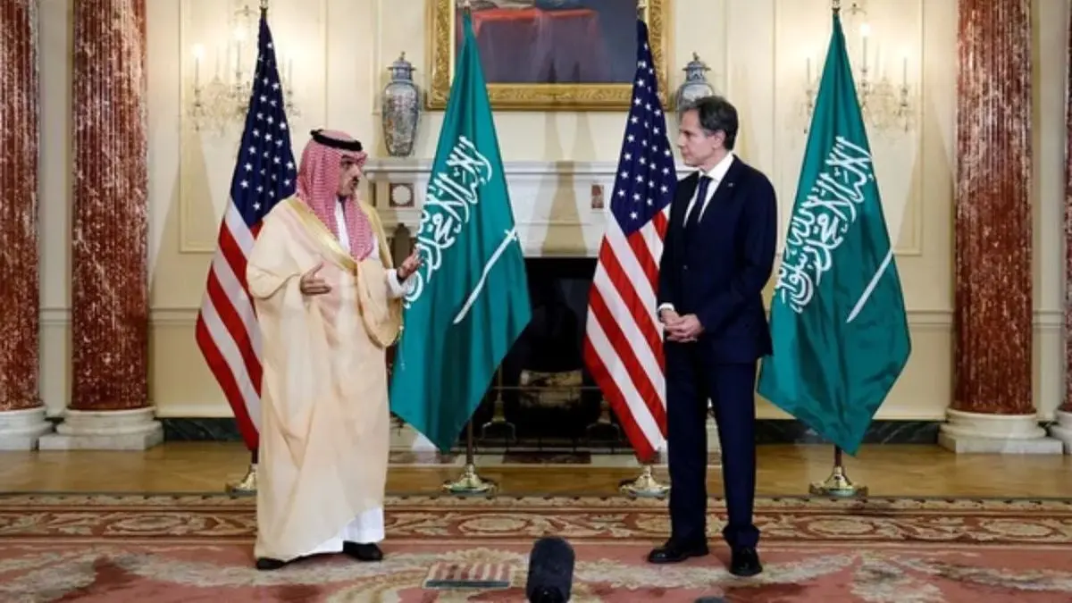 دیدار وزرای خارجه آمریکا و عربستان درباره ایران و یمن/ بلینکن: ایالات متحده متعهد به دفاع از امنیت عربستان است