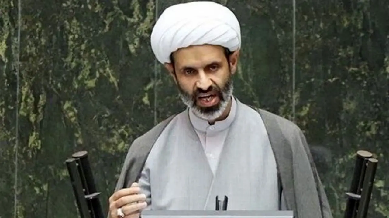 تیراندازی به خانم‌ها در اصفهان یک شیطنت و توطئه است/ اخباری درباره تیراندازی به زنان در اصفهان نداشته ایم/ این پیگیری پرنده اسیدپاشی در اصفهان نیاز به شاکی خصوصی دارد/ می‌خواستند توطئه‌ای را علیه بعضی از مجموعه‌های حزب‌اللهی و متدین ایجاد کنند