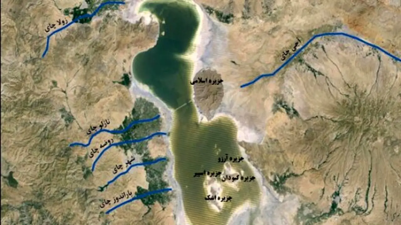 جزایر دریاچه ارومیه به خاطر کاهش آب، به هم چسبیده اند
