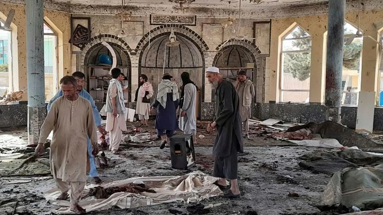 ویدئو| لحظه انفجار مسجد حضرت فاطمه در قندهار