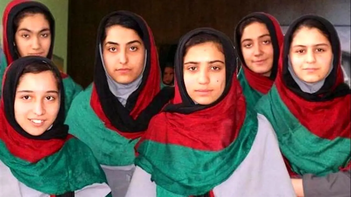دختران افغانستانی با آموزش از راه دور به جنگ چالش‌آفرینی طالبان می‌روند