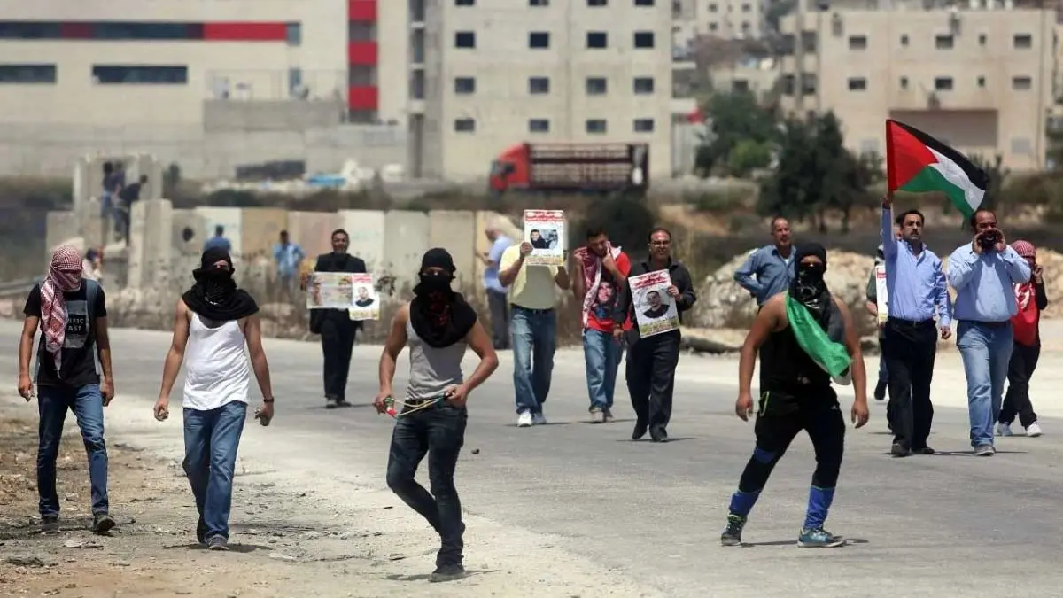 یورش صهیونیست‌ها به شهرک «العیساویه»/ وقوع درگیری با فلسطینیان