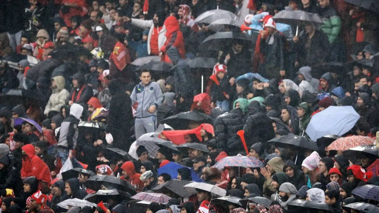 نوروزی: فدراسیون‌ها باید شرایط حضور هواداران را فراهم کنند
