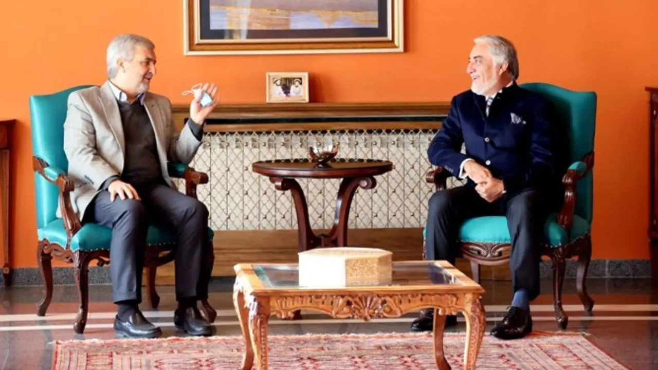 دیدار «کاظمی قمی» و «عبدالله»؛ تاکید ایران بر ادامه همکاری‌ها با افغانستان