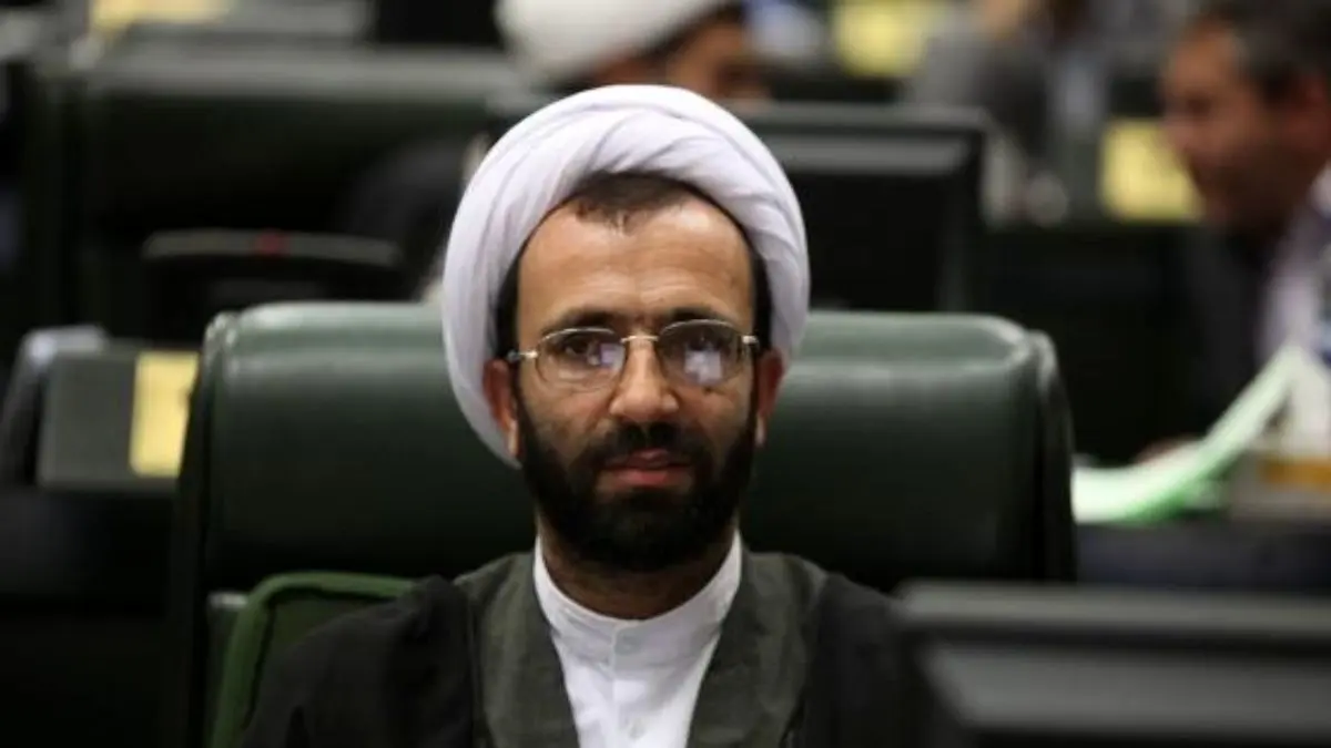 درخواست از روحانی برای انتشار لیست کمک‌های ریاست جمهوری به افراد حقیقی و حقوقی/ کاری کنید که مردم به یارانه نیاز نداشته باشند