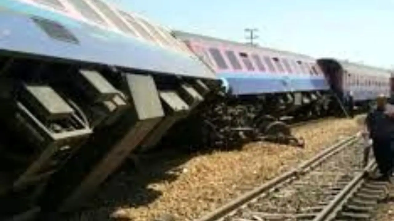 واژگونی قطار باری در مسیر بافق به بندرعباس
