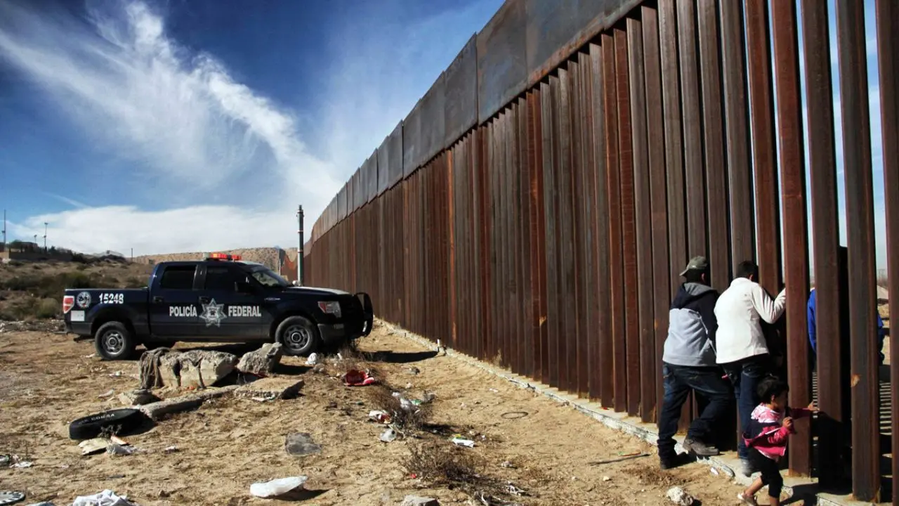 بعد از پایان مهلت 21 روزه دیوار مکزیک را می‌سازیم