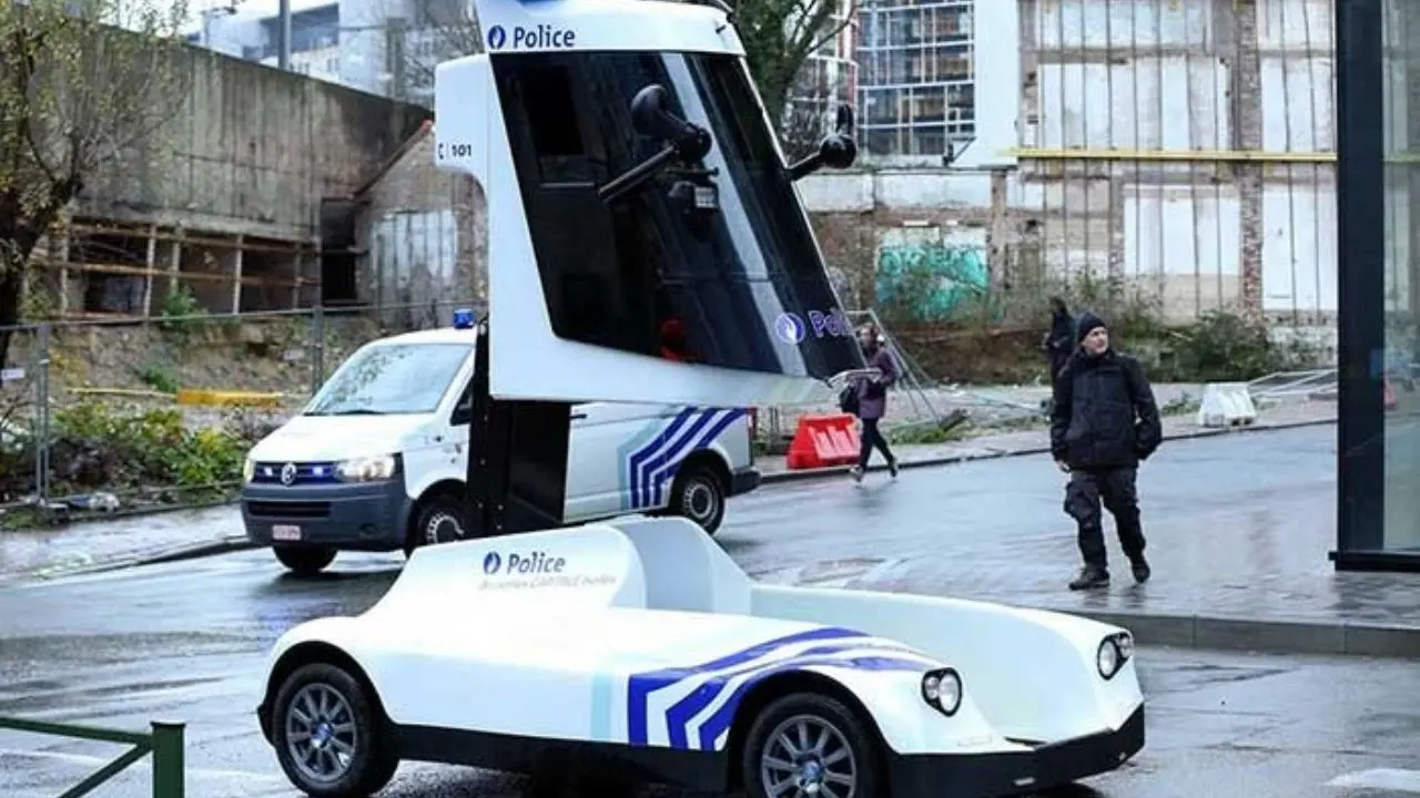 وسیله نقلیه عجیب پلیس بلژیک + عکس
