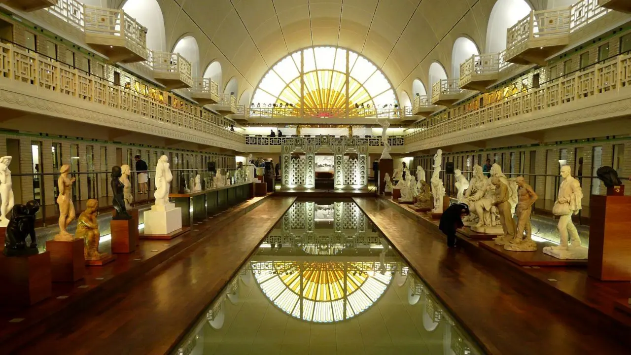 تبدیل استخری به موزه در فرانسه